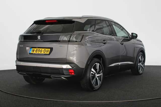 Peugeot 3008 (2021) thumbnail 3