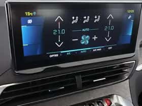 Peugeot 3008 (2021) thumbnail 24