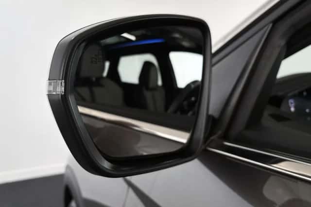 Peugeot 3008 (2021) thumbnail 26