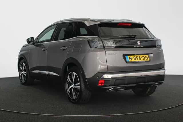 Peugeot 3008 (2021) thumbnail 4