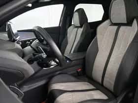 Peugeot 3008 (2021) thumbnail 6