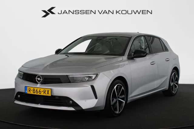 Opel Astra (2022) thumbnail 1