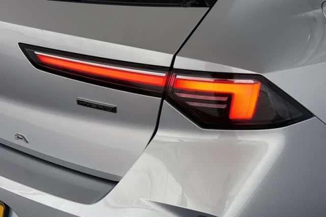 Opel Astra (2022) thumbnail 21