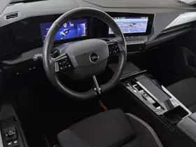 Opel Astra (2022) thumbnail 5