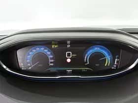 Peugeot 3008 (2022) thumbnail 11