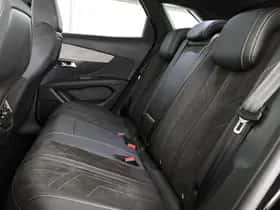 Peugeot 3008 (2022) thumbnail 7