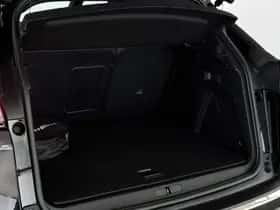 Peugeot 3008 (2022) thumbnail 10