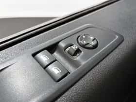 Opel Vivaro (2024) thumbnail 32