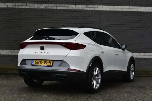 CUPRA Formentor (2022) thumbnail 2