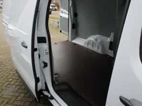 Peugeot E-Expert (2025) thumbnail 8
