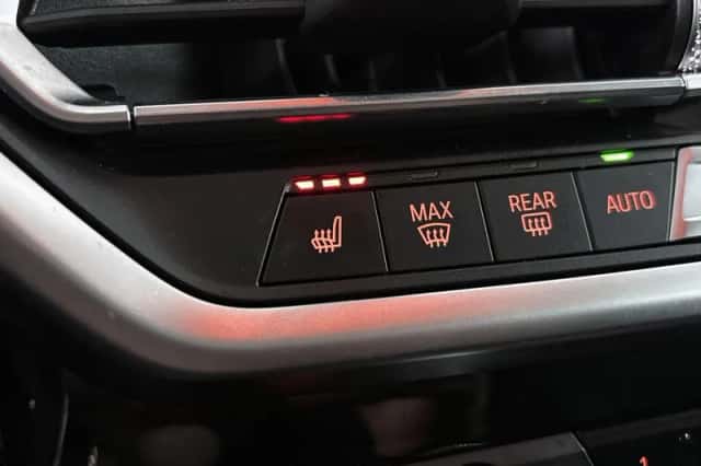 BMW X3 (2022) thumbnail 24