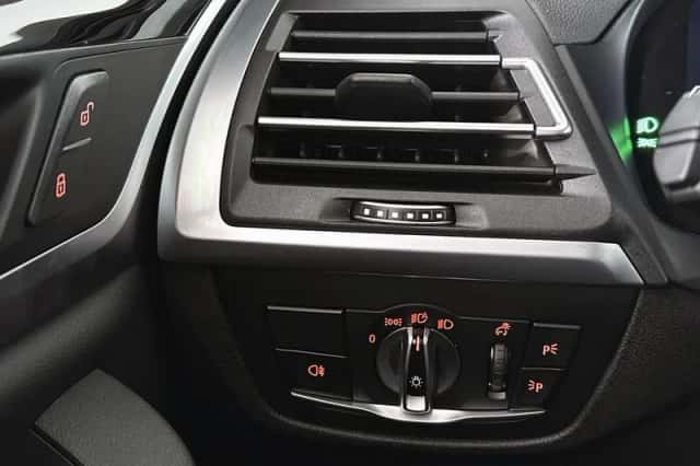 BMW X3 (2022) thumbnail 28