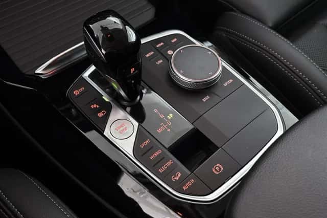 BMW X3 (2022) thumbnail 29