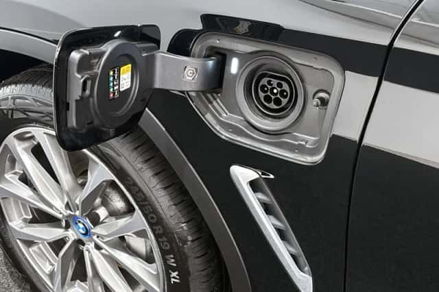 BMW X3 (2022) thumbnail 32