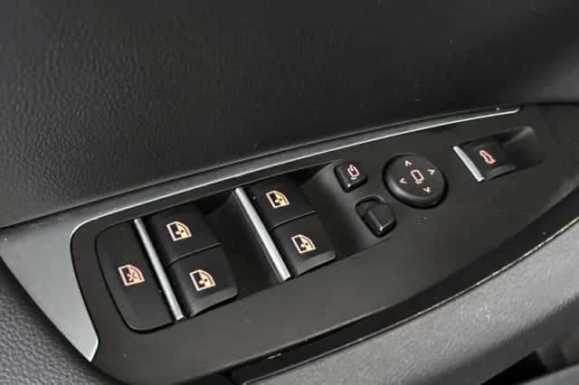 BMW X3 (2022) thumbnail 33