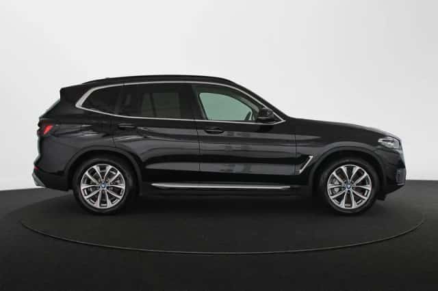 BMW X3 (2022) thumbnail 35