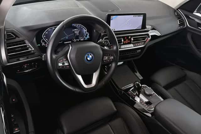 BMW X3 (2022) thumbnail 5