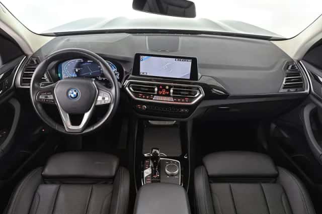 BMW X3 (2022) thumbnail 7