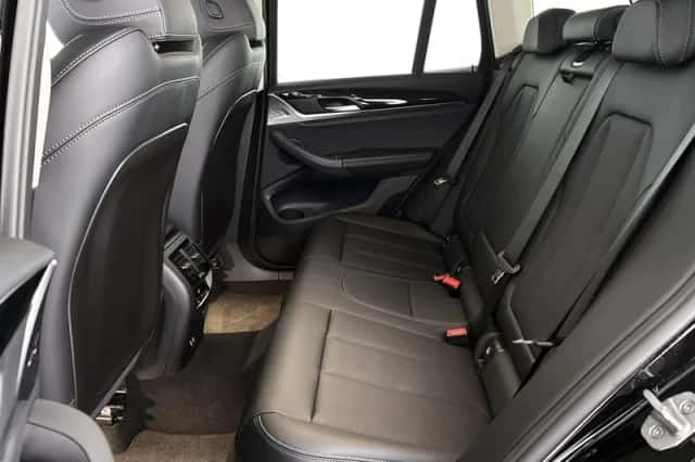 BMW X3 (2022) thumbnail 8