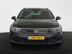 Volkswagen Passat (2022) thumbnail 14