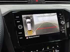 Volkswagen Passat (2022) thumbnail 16