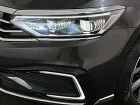 Volkswagen Passat (2022) thumbnail 21