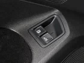 Volkswagen Passat (2022) thumbnail 22