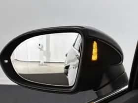 Volkswagen Passat (2022) thumbnail 28