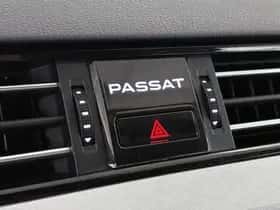 Volkswagen Passat (2022) thumbnail 43