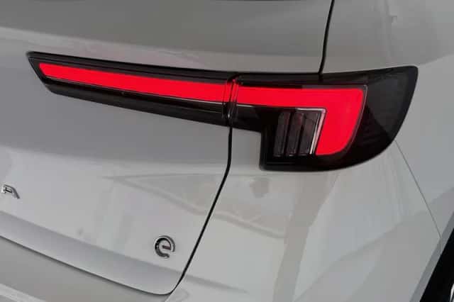 Opel Mokka-e (2021) thumbnail 20