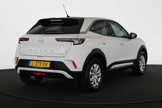 Opel Mokka-e (2021) thumbnail 3