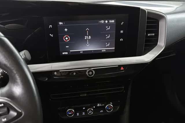 Opel Mokka-e (2021) thumbnail 23