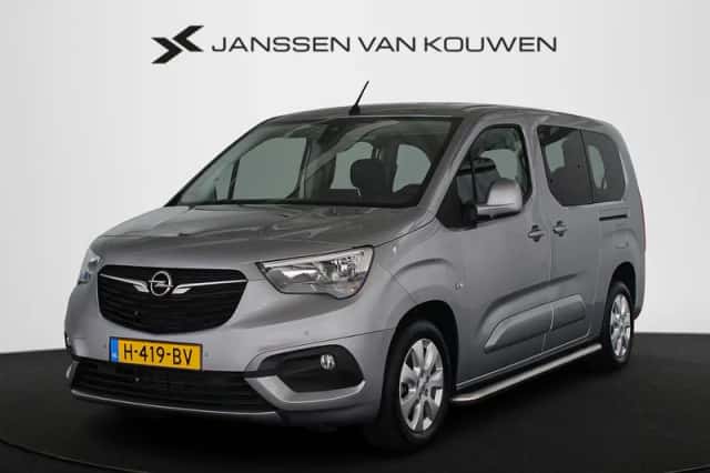 Opel Combo (2019) thumbnail 1