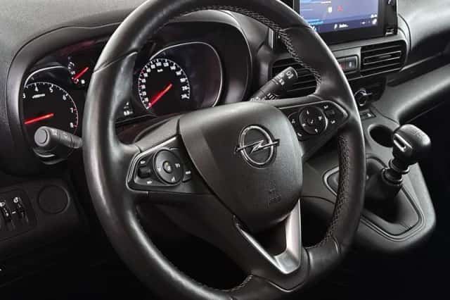 Opel Combo (2019) thumbnail 12