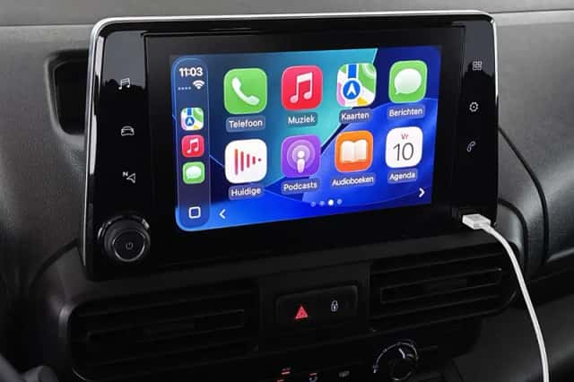 Opel Combo (2019) thumbnail 16