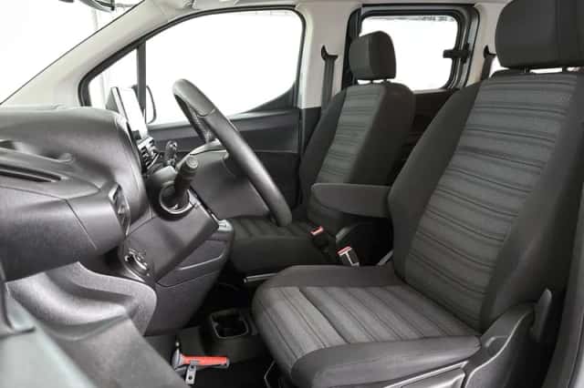 Opel Combo (2019) thumbnail 19
