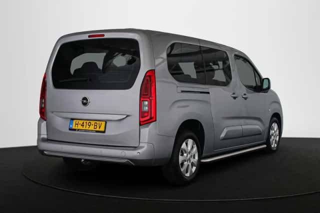 Opel Combo (2019) thumbnail 3