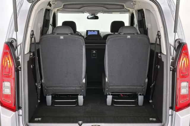 Opel Combo (2019) thumbnail 9