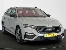 Škoda Octavia (2021) thumbnail 2