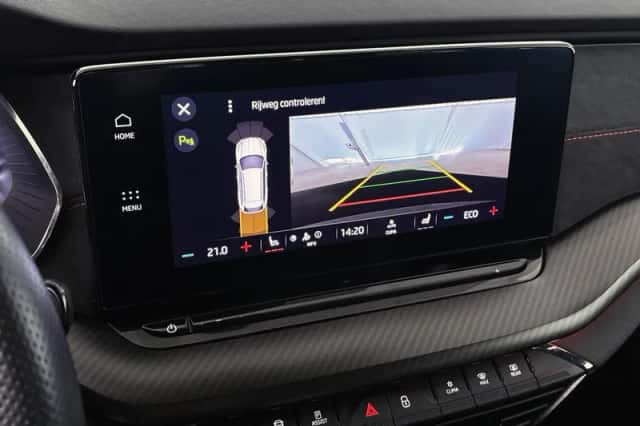 Škoda Octavia (2021) thumbnail 17