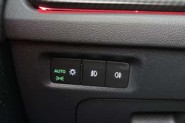 Škoda Octavia (2021) thumbnail 28