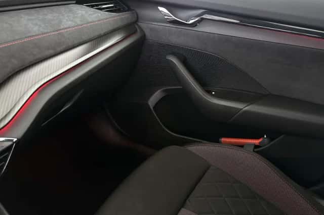 Škoda Octavia (2021) thumbnail 37