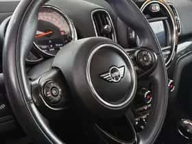 MINI Countryman (2018) thumbnail 12