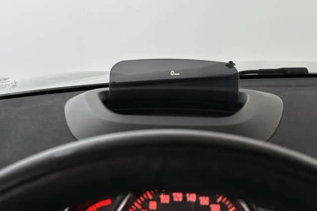 MINI Countryman (2018) thumbnail 25