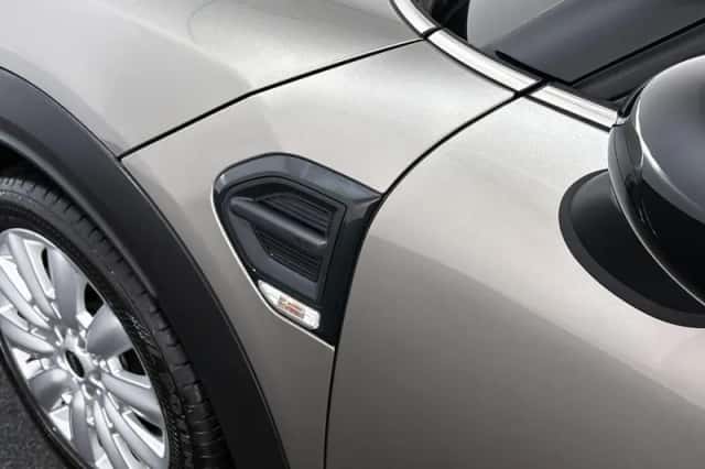 MINI Countryman (2018) thumbnail 38