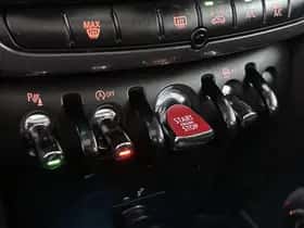 MINI Countryman (2018) thumbnail 39