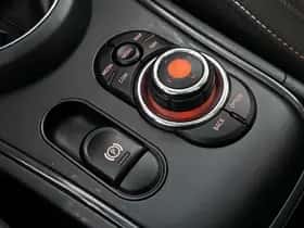 MINI Countryman (2018) thumbnail 40