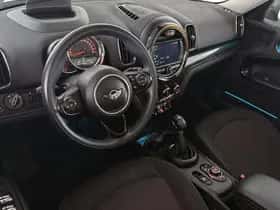 MINI Countryman (2018) thumbnail 5