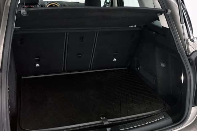 MINI Countryman (2018) thumbnail 10