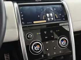 Land Rover Discovery Sport (2023) thumbnail 27